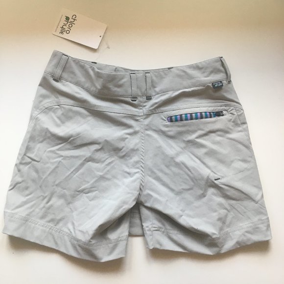 Thiva Skort in soft grey - Picture 2 of 3